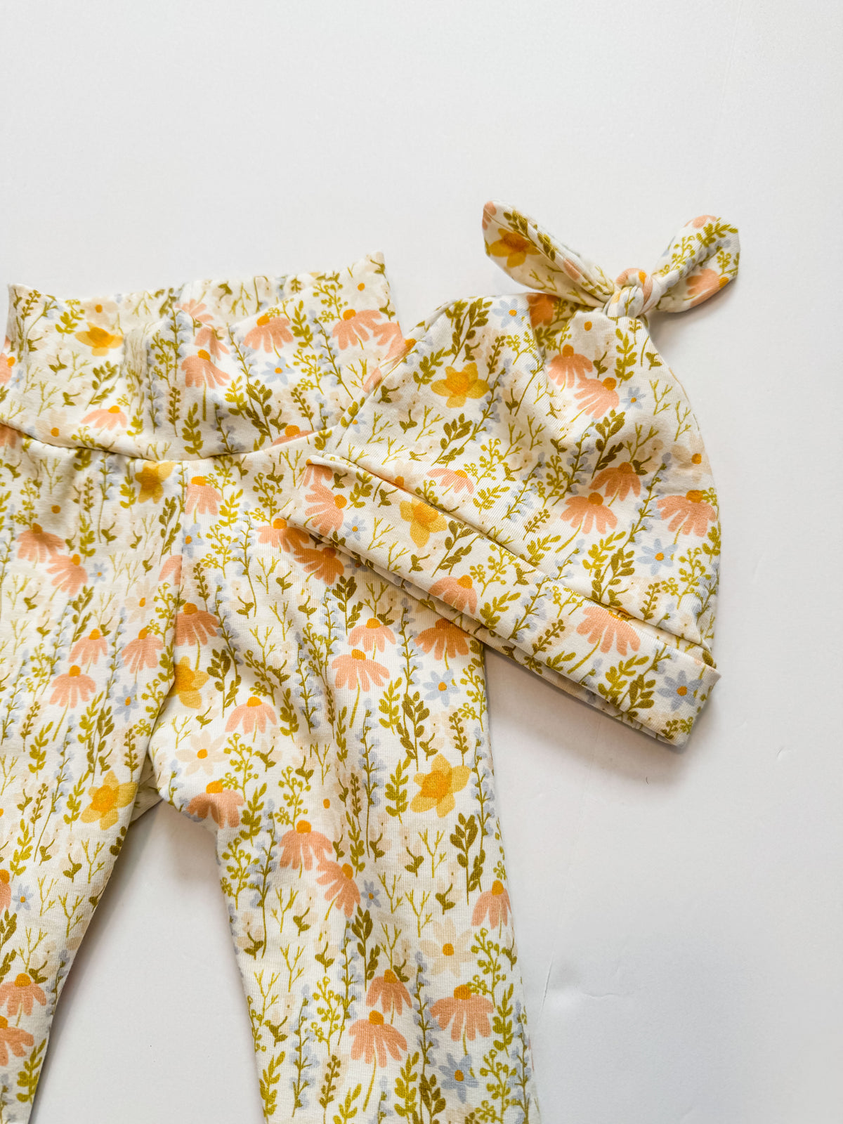 Baby Girl Legging Set:  Hearts or Floral Hat & Pants gift